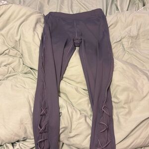 Purple leggings with shear side
